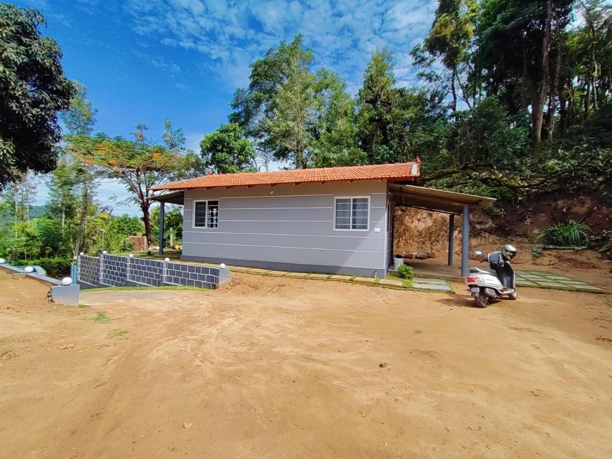 מדיקרי Darshan'S Home Stay מראה חיצוני תמונה