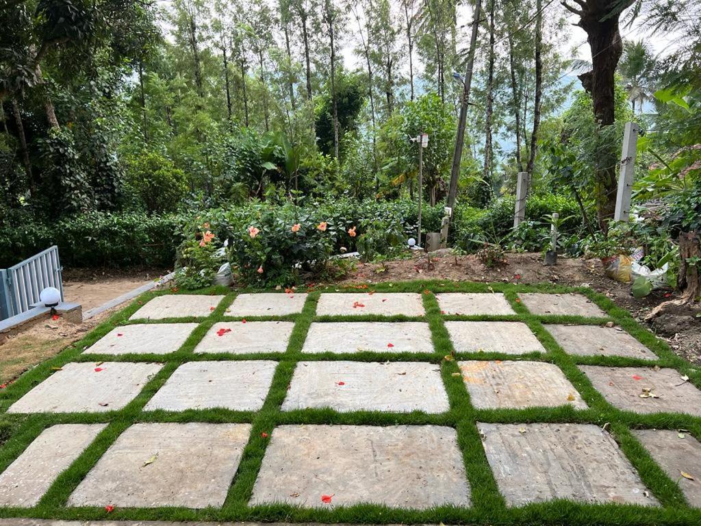 מדיקרי Darshan'S Home Stay מראה חיצוני תמונה