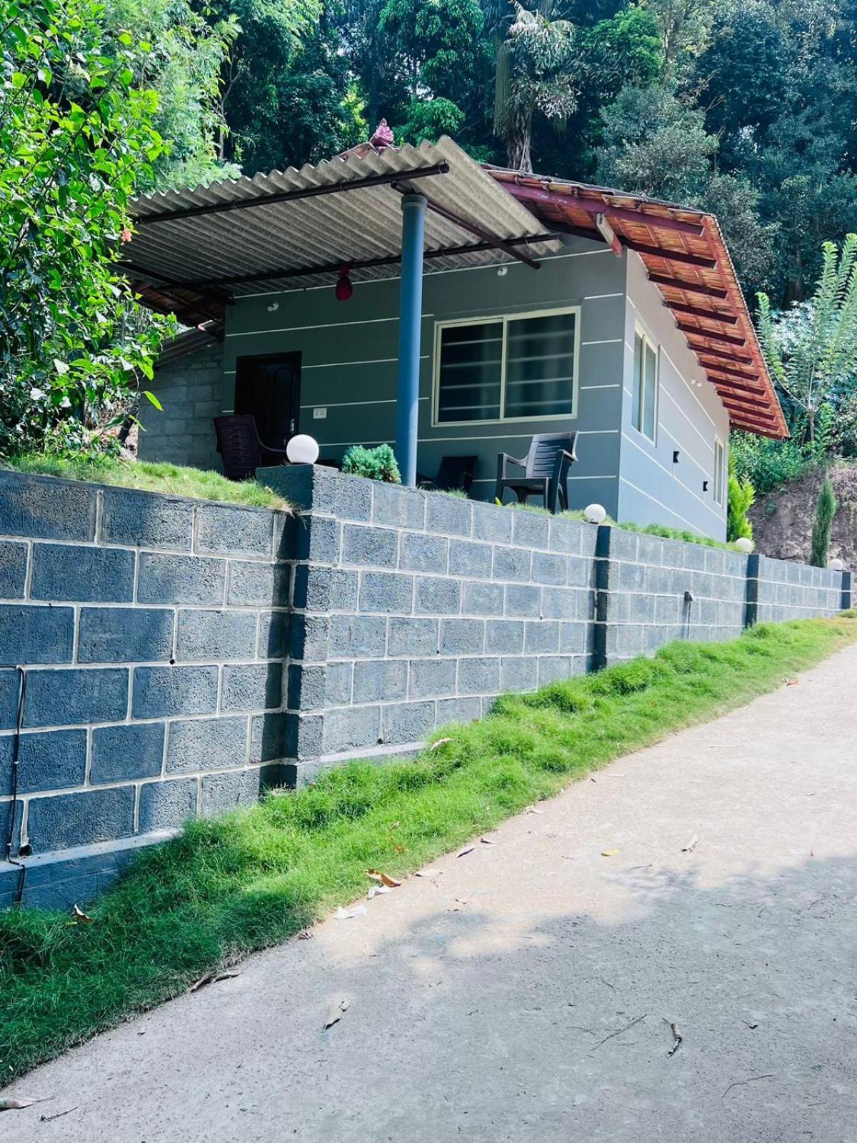 מדיקרי Darshan'S Home Stay מראה חיצוני תמונה